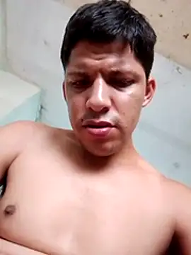 Snapshot of Alonsomadeira chatting on July 3, 2026, 5:30 pm Alonsomadeira online show from July 3, 2026, 5:30 pm