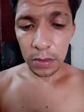 Snapshot of Alonsomadeira chatting on August 3, 2026, 3:05 pm Alonsomadeira online show from August 3, 2026, 3:05 pm