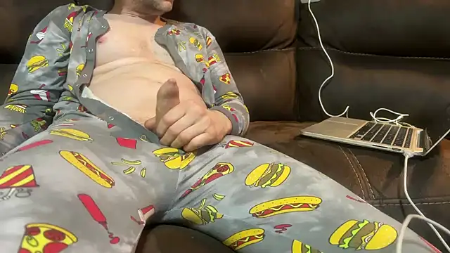 Snapshot of taboocanuck chatting on January 13, 2025, 12:24 pm taboocanuck online show from January 13, 2025, 12:24 pm