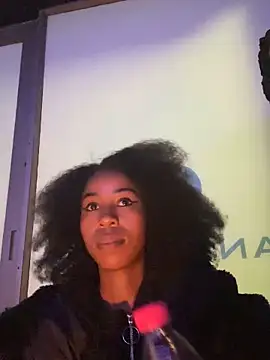 Snapshot of Dime-__ chatting on November 3, 2025, 2:29 pm Dime- online show from November 3, 2025, 2:29 pm