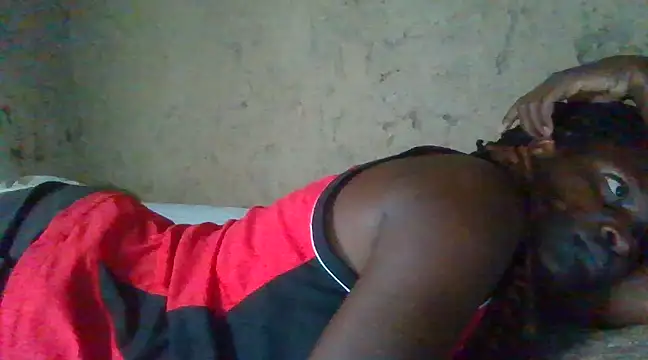 Snapshot of pretty_prickle chatting on February 10, 2025, 7:47 am pretty prickle online show from February 10, 2025, 7:47 am