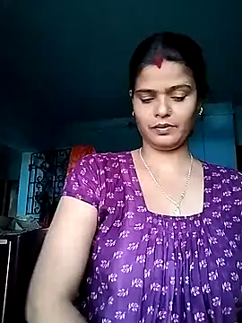 Snapshot of Hot_Pakhi chatting on January 2, 2025, 7:33 am Hot Pakhi online show from January 2, 2025, 7:33 am