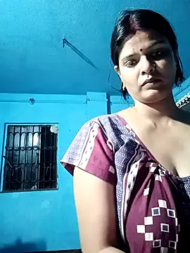 Snapshot of Hot_Pakhi chatting on February 5, 2025, 5:20 pm Hot Pakhi online show from February 5, 2025, 5:20 pm