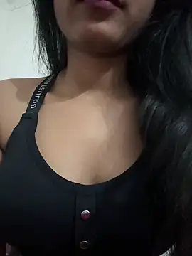 Hot Goldengirl online show from March 28, 2026, 8:19 pm