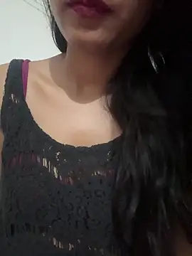 Hot Goldengirl online show from May 14, 2026, 11:06 am