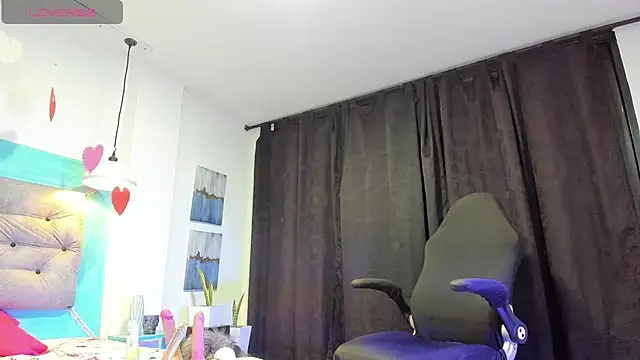 Snapshot of carofox89 chatting on February 3, 2025, 10:47 am carofox89 online show from February 3, 2025, 10:47 am