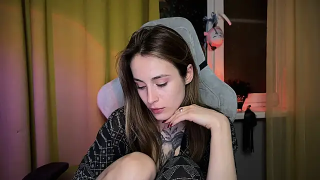 Snapshot of aviva_faith chatting on December 13, 2024, 1:15 am aviva faith online show from December 13, 2024, 1:15 am