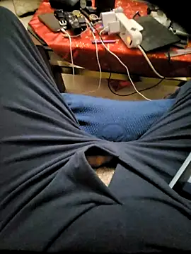 Snapshot of pagani5656 chatting on December 8, 2024, 4:57 am pagani5656 online show from December 8, 2024, 4:57 am