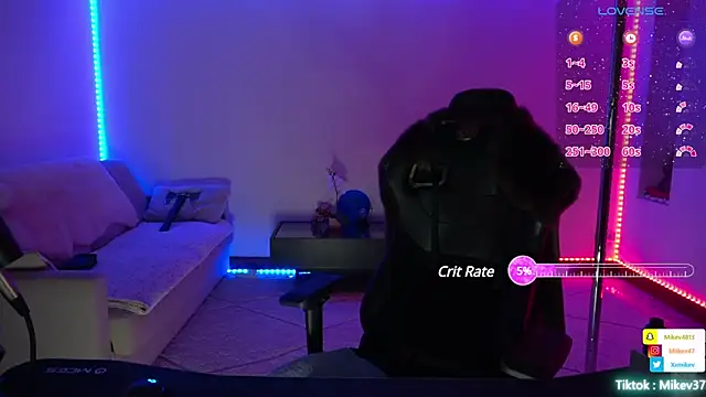 Snapshot of Mikev chatting on March 13, 2025, 10:10 pm Mikev online show from March 13, 2025, 10:10 pm