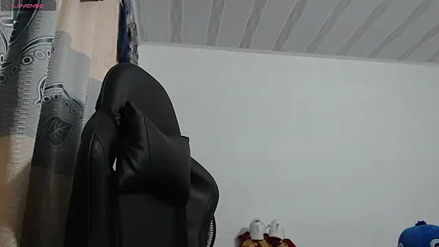 Snapshot of sweet_cutetras22 chatting on February 4, 2026, 10:54 am sweet cutetras22 online show from February 4, 2026, 10:54 am