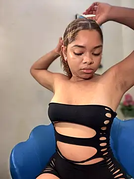 Snapshot of ChristyAddams chatting on September 18, 2025, 12:18 pm ChristyAddams online show from September 18, 2025, 12:18 pm