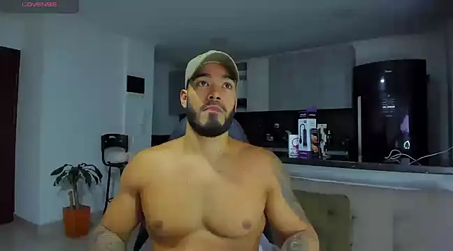 Alexander Martines online show from March 13, 2025, 3:44 am