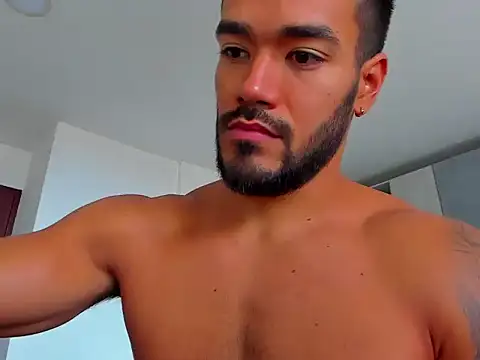 Alexander Martines online show from February 1, 2026, 2:37 pm