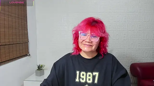 Snapshot of Salomeediaz_ chatting on March 15, 2025, 2:14 am Salomeediaz online show from March 15, 2025, 2:14 am