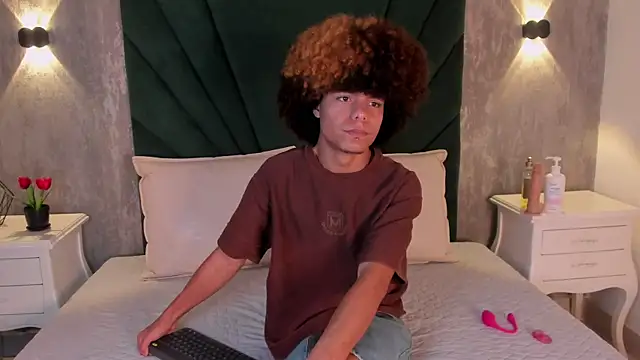 Alexiis Etereo online show from February 19, 2026, 7:21 pm