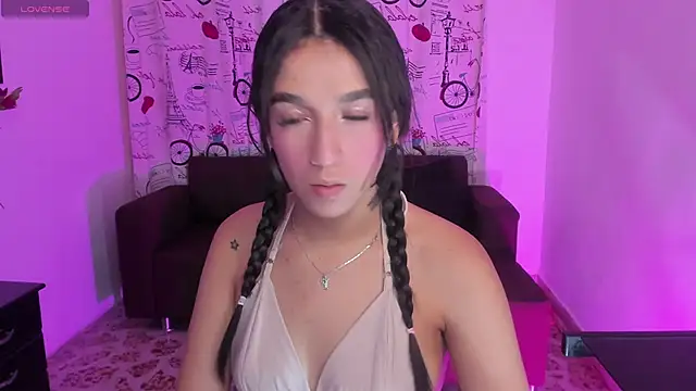 SaraaMills online show from March 1, 2025, 7:59 pm