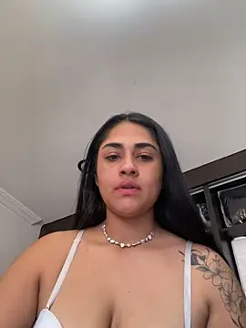 Snapshot of Charlotte_cute18 chatting on December 9, 2024, 2:49 pm Charlotte cute18 online show from December 9, 2024, 2:49 pm