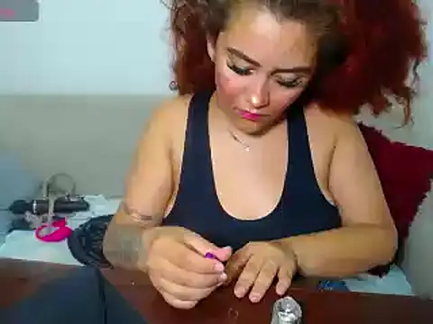 Snapshot of loly_bigbooty4u chatting on January 10, 2025, 7:35 am loly bigbooty4u online show from January 10, 2025, 7:35 am