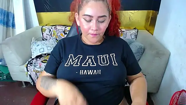 Snapshot of loly_bigbooty4u chatting on September 17, 2025, 5:42 am loly bigbooty4u online show from September 17, 2025, 5:42 am