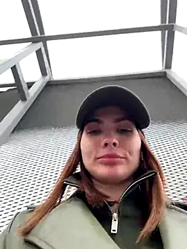 Snapshot of Accole chatting on November 11, 2025, 9:09 am Accole online show from November 11, 2025, 9:09 am