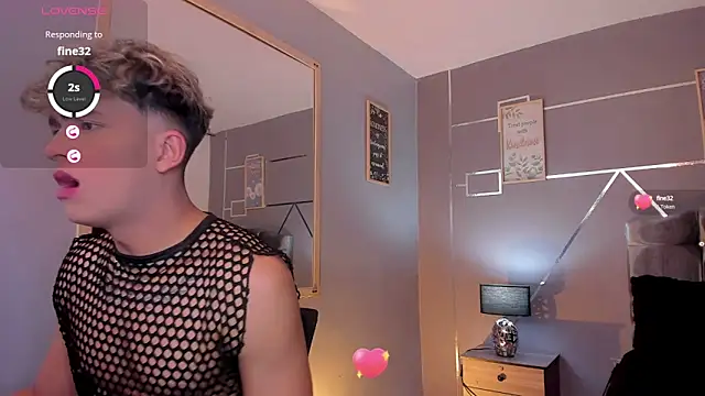 Snapshot of ANDRIUS_24 chatting on January 16, 2025, 12:09 pm ANDRIUS 24 online show from January 16, 2025, 12:09 pm