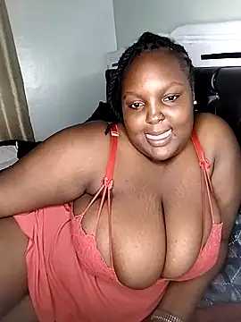 Snapshot of Bigboobylovers chatting on December 16, 2024, 1:54 pm Bigboobylovers online show from December 16, 2024, 1:54 pm