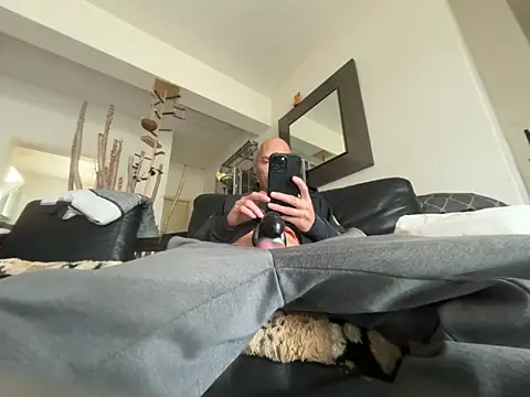 Snapshot of Germankink chatting on October 10, 2025, 9:30 am Germankink online show from October 10, 2025, 9:30 am