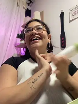 Snapshot of KathyGonzalez chatting on September 24, 2025, 7:28 pm KathyGonzalez online show from September 24, 2025, 7:28 pm