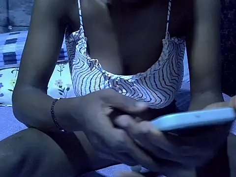 Lutyie online show from February 16, 2026, 5:53 pm