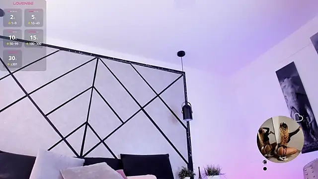 Natasha Smith09 online show from December 30, 2024, 10:55 pm