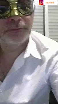 Snapshot of Rose_Libertine chatting on September 28, 2025, 1:00 am Rose Libertine online show from September 28, 2025, 1:00 am