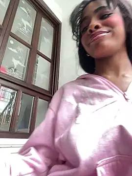 Snapshot of adaraSmiith chatting on December 13, 2024, 6:49 pm adaraSmiith online show from December 13, 2024, 6:49 pm