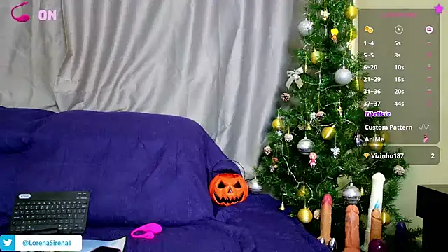 LorenaSirena online show from January 4, 2025, 10:45 pm