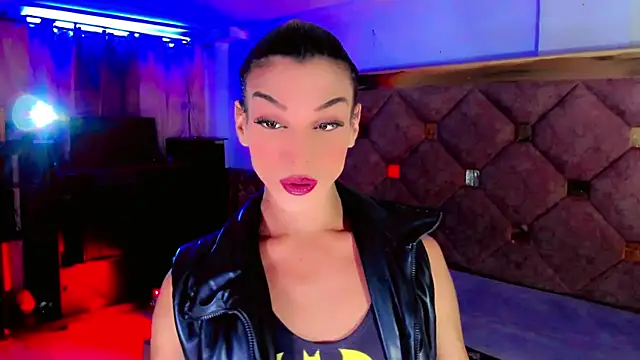 the-horus-girl online show from September 27, 2025, 7:02 am