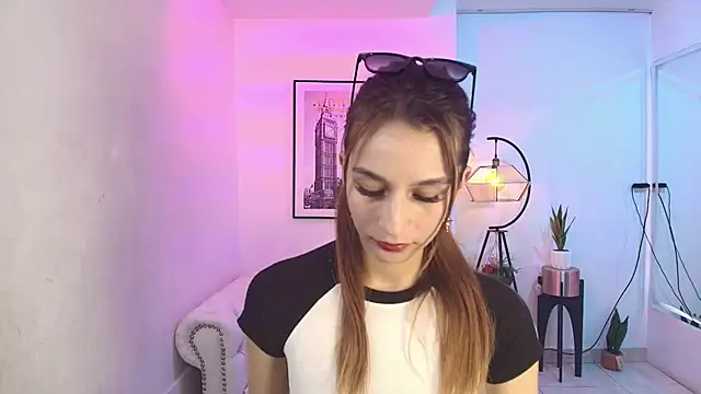 Tamara slimx online show from December 28, 2024, 3:47 am
