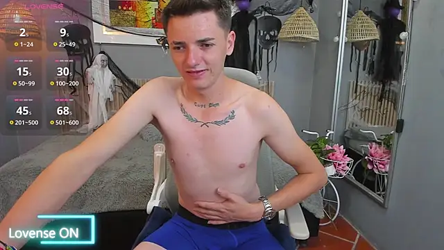 Snapshot of tossetrech chatting on October 28, 2025, 3:10 am tossetrech online show from October 28, 2025, 3:10 am