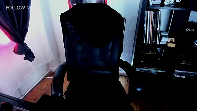 Demongirl6666 online show from June 10, 2026, 6:56 am