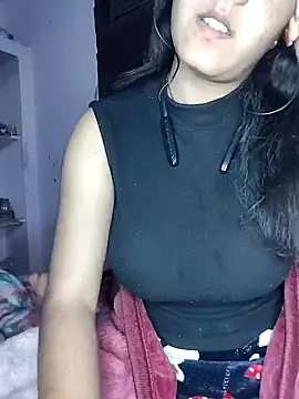 Snapshot of Bittu-rani chatting on December 4, 2024, 12:52 am Bittu-rani online show from December 4, 2024, 12:52 am