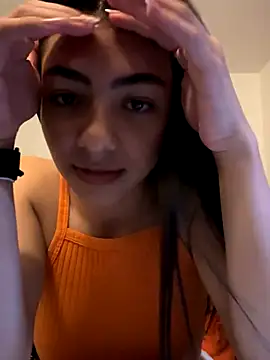 Snapshot of Liissa_cute_ chatting on October 19, 2025, 11:49 pm Liissa cute online show from October 19, 2025, 11:49 pm