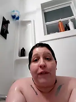 Snapshot of emjssbbw chatting on November 7, 2025, 2:11 am emjssbbw online show from November 7, 2025, 2:11 am