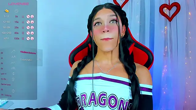 Snapshot of Emaa- chatting on January 9, 2025, 3:47 am Emaa- online show from January 9, 2025, 3:47 am