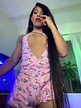 Snapshot of Emaa- chatting on November 12, 2025, 2:23 am Emaa- online show from November 12, 2025, 2:23 am