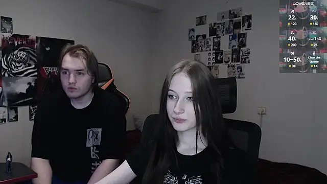 Snapshot of camcoupbang chatting on March 15, 2025, 12:15 am camcoupbang online show from March 15, 2025, 12:15 am