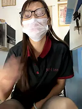 andii-1 online show from April 9, 2026, 6:19 am