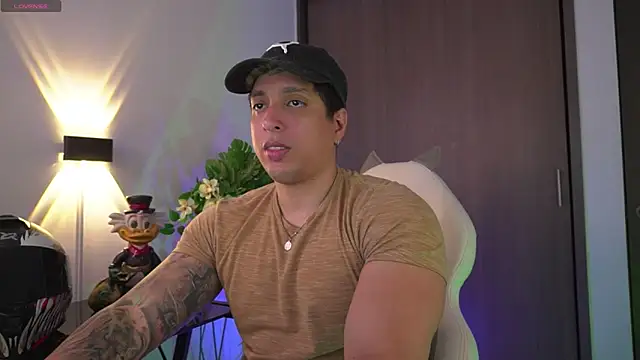 Snapshot of appolo_allen chatting on September 19, 2025, 3:52 am appolo allen online show from September 19, 2025, 3:52 am