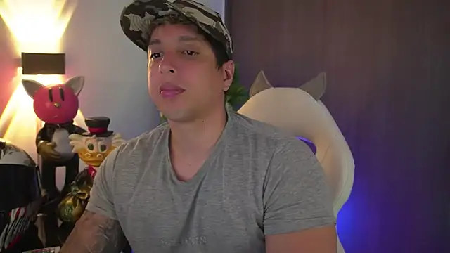 Snapshot of appolo_allen chatting on October 1, 2025, 6:08 am appolo allen online show from October 1, 2025, 6:08 am