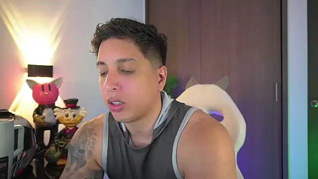 Snapshot of appolo_allen chatting on October 5, 2025, 3:49 am appolo allen online show from October 5, 2025, 3:49 am