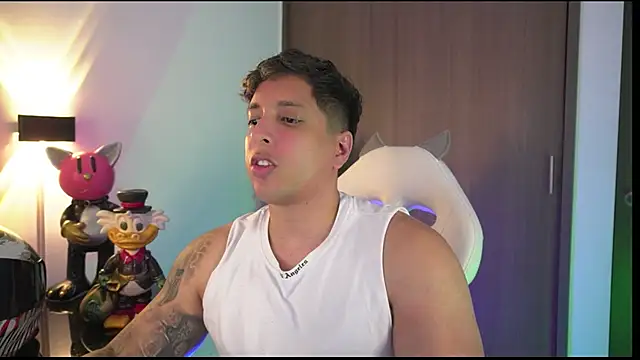 Snapshot of appolo_allen chatting on October 12, 2025, 6:23 am appolo allen online show from October 12, 2025, 6:23 am