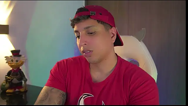 Snapshot of appolo_allen chatting on October 27, 2025, 5:44 am appolo allen online show from October 27, 2025, 5:44 am