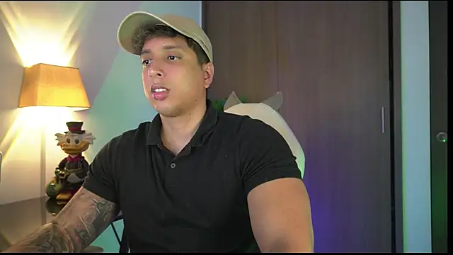 Snapshot of appolo_allen chatting on November 4, 2025, 2:54 am appolo allen online show from November 4, 2025, 2:54 am